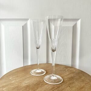 Tiffany & Co. Fluted Champagne Glasses Set of 2 TFC14 Cut Crystal Trumpet Panels